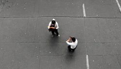 Les meilleures pratiques pour la photographie de rue en voyage